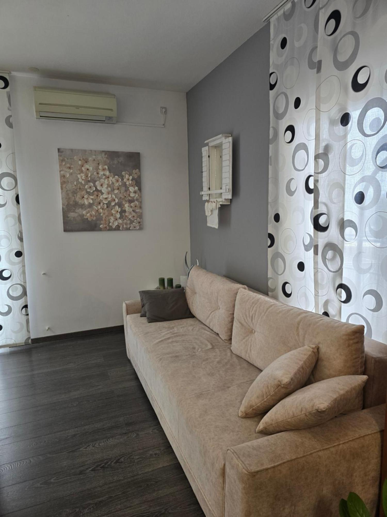 3 Bedrooms Apartman Dmt Kaštela Zewnętrze zdjęcie